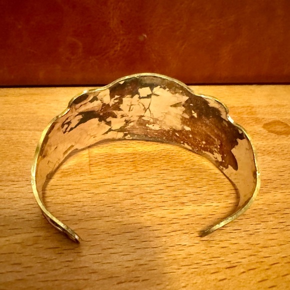 Vintage Crumrine Western Cuff Bracelet Reno NV Brass Black Enamel Engraved USA - Picture 3 of 5